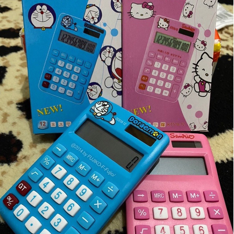 (TTP) KALKULATOR KARAKTER DORAEMON CALCULATOR LUCU UNIK MINI DORA EMON - Hello Kitty / ALAT HITUNG K