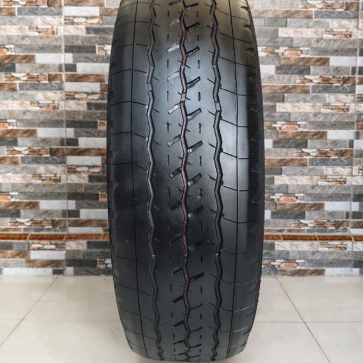 Bridgestone Duravis R624 195 R15