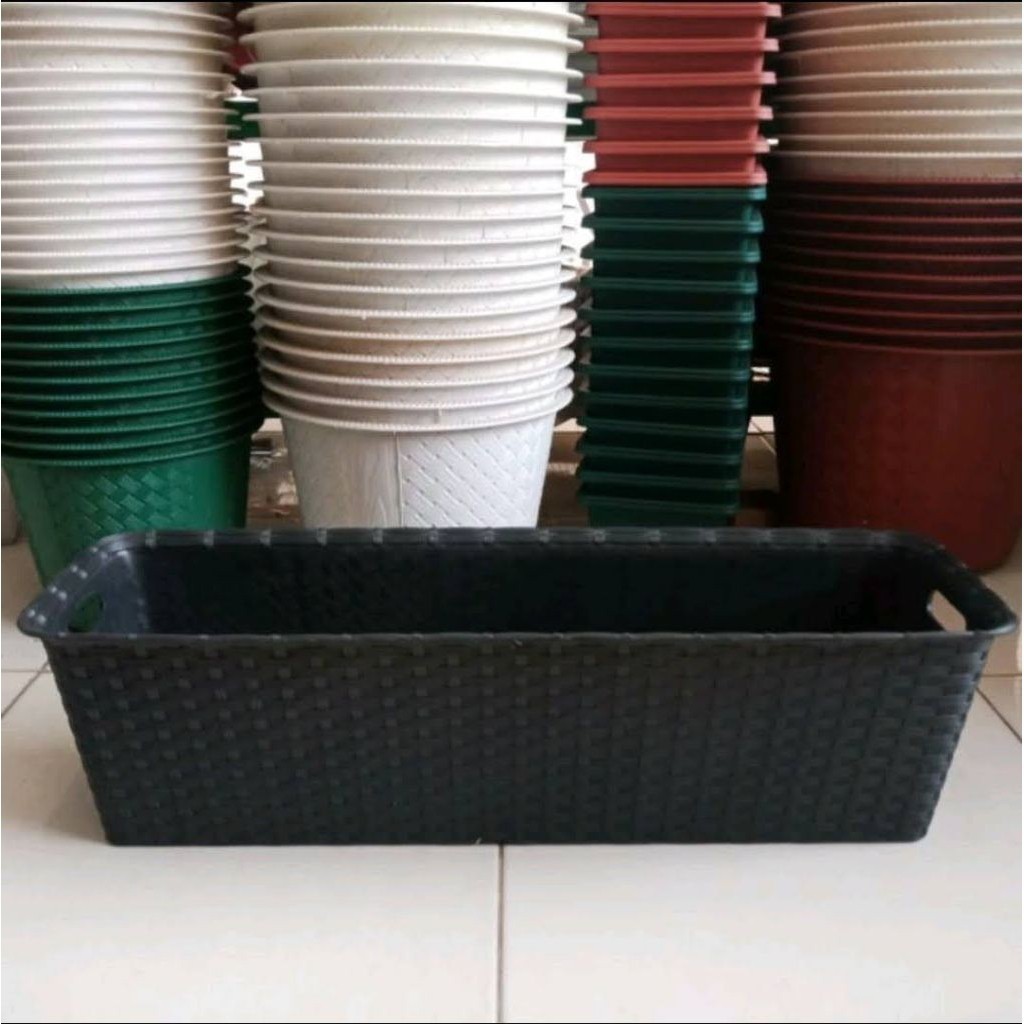 Pot Anyam Plastik Segi Panjang 60 Cm