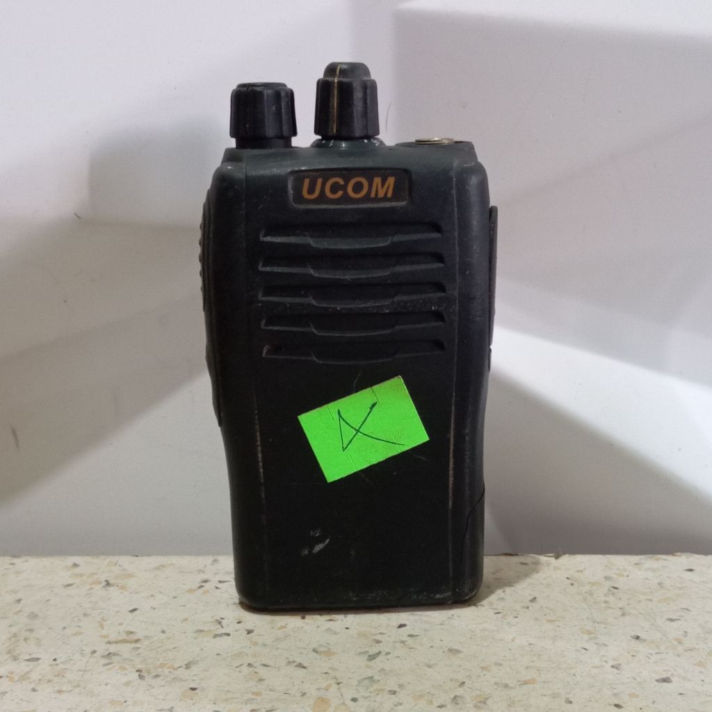 HT UCOM UC-3000U Handy Talky UHF 440-469.995MHz Mati Rusak Original Second Untuk Sparepart