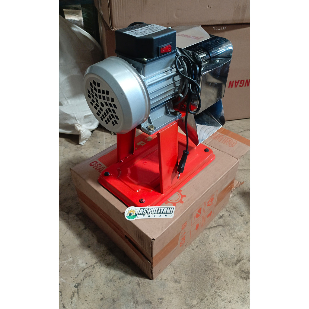 Mesin Parutan Kelapa Mini Dinamo - L1 Corong