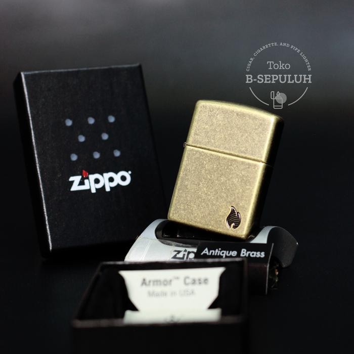 Zippo Armor Series Flame Antique Brass 46400