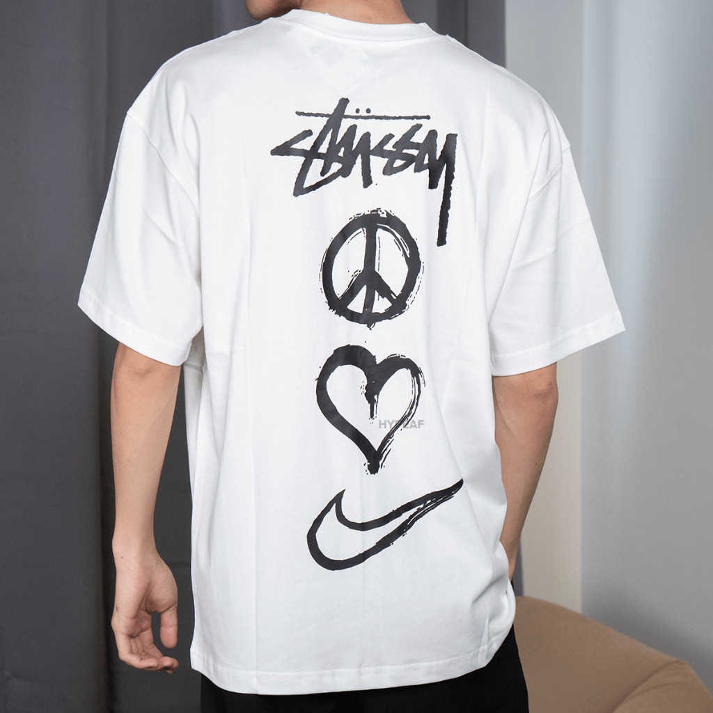 NIKE x STUSSY Peace, Love, Swoosh White Tshirt Tee Authentic / Baju Kaos NIKE x STUSSY Original