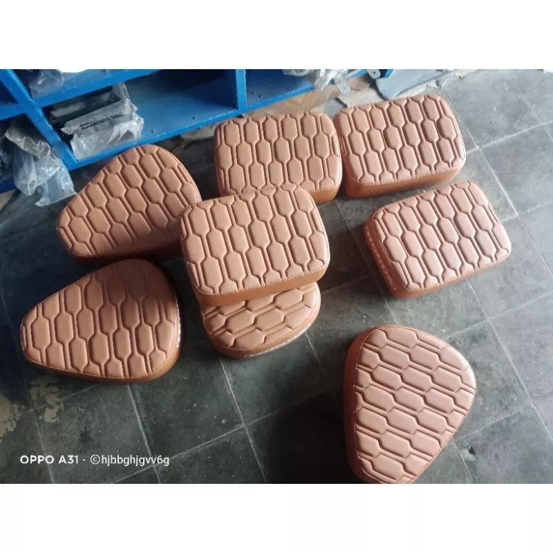 jok pisah honda c70 c50 coklat motif