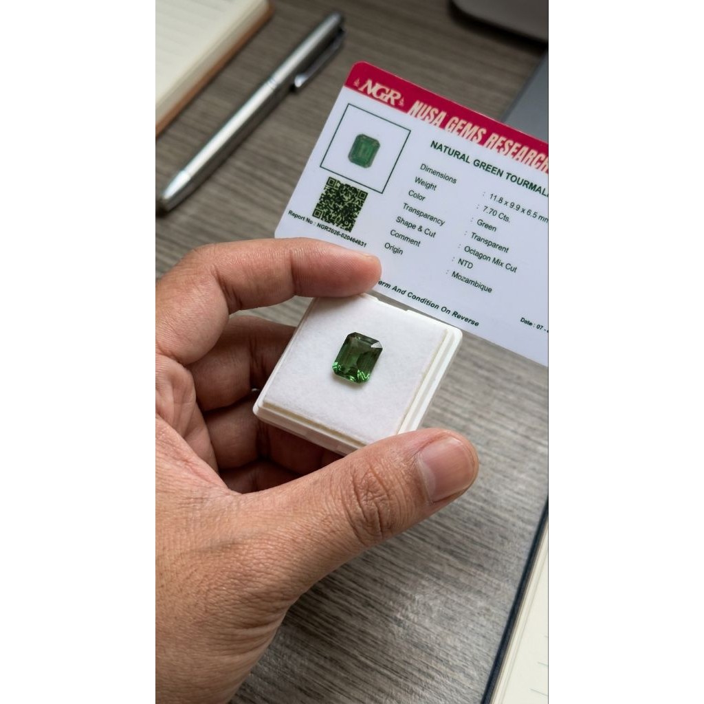 Loostone Permata Green Tourmaline Octagon Bermemo