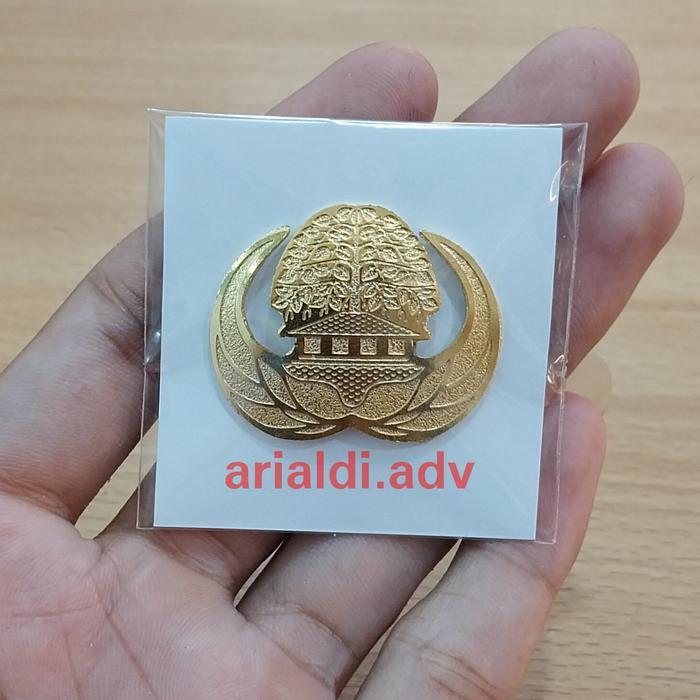 pin korpri eching kulit jeruk kuningan sepuh emas magnet pin korpri kulit jeruk magnet