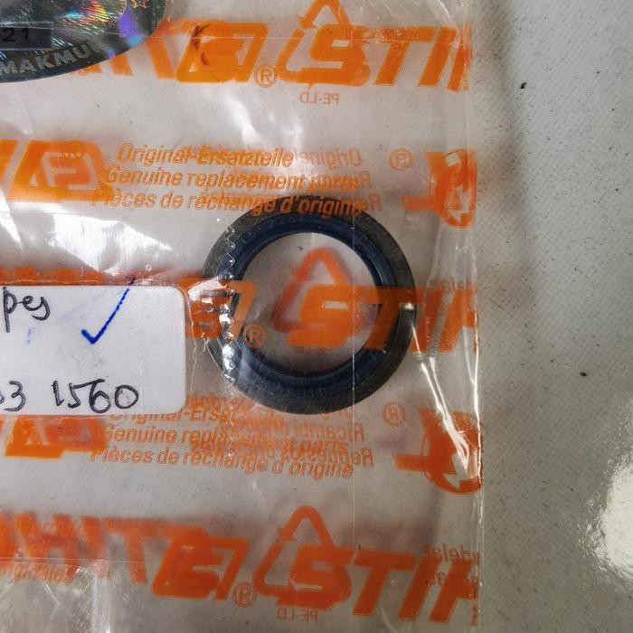 oil seal flywheel side seal kecil body STIHL MS 382 STIHL ASLI