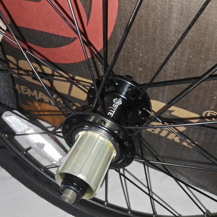 Wheelset 16 plus 349 Syte model premium bonus ban CST jangkrik dan loncer copotan pacific Dart