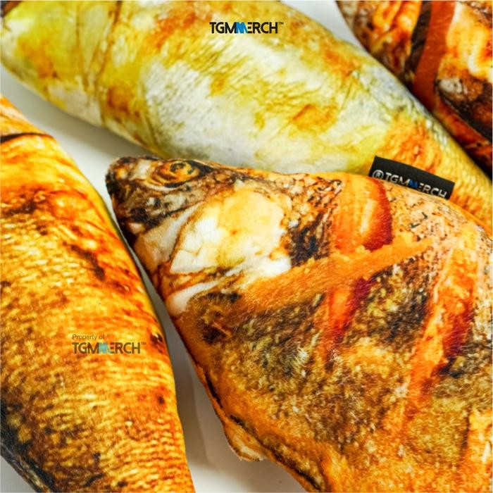 TGM MERCH - Bantal Boneka Motif Ikan goreng/Bakar - Ikan Bandeng, M (Proporsi 25 cm)