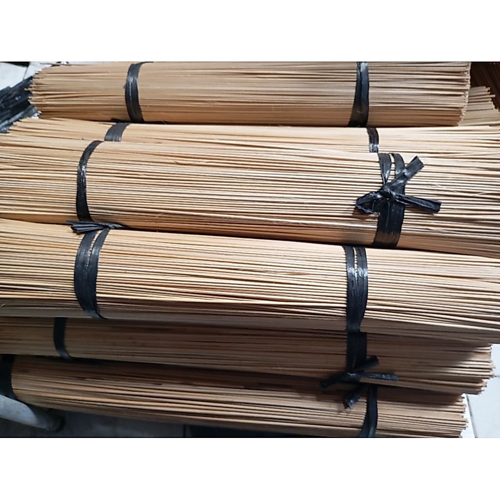 Ruji sangkar burung 300pcs ukuran 2mm panjang 50-70cm bahan bambu kualitas semi kulitan/lidi bambu k