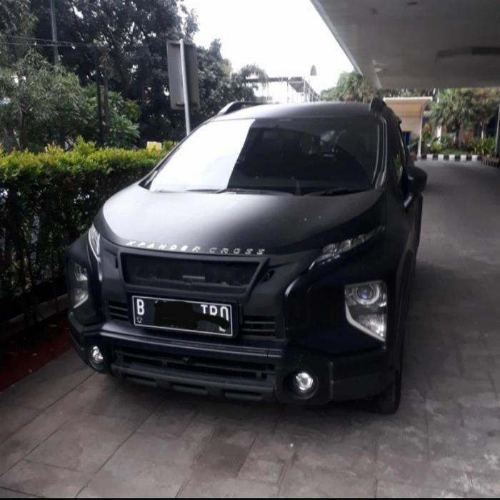 grill xpander cross sporty