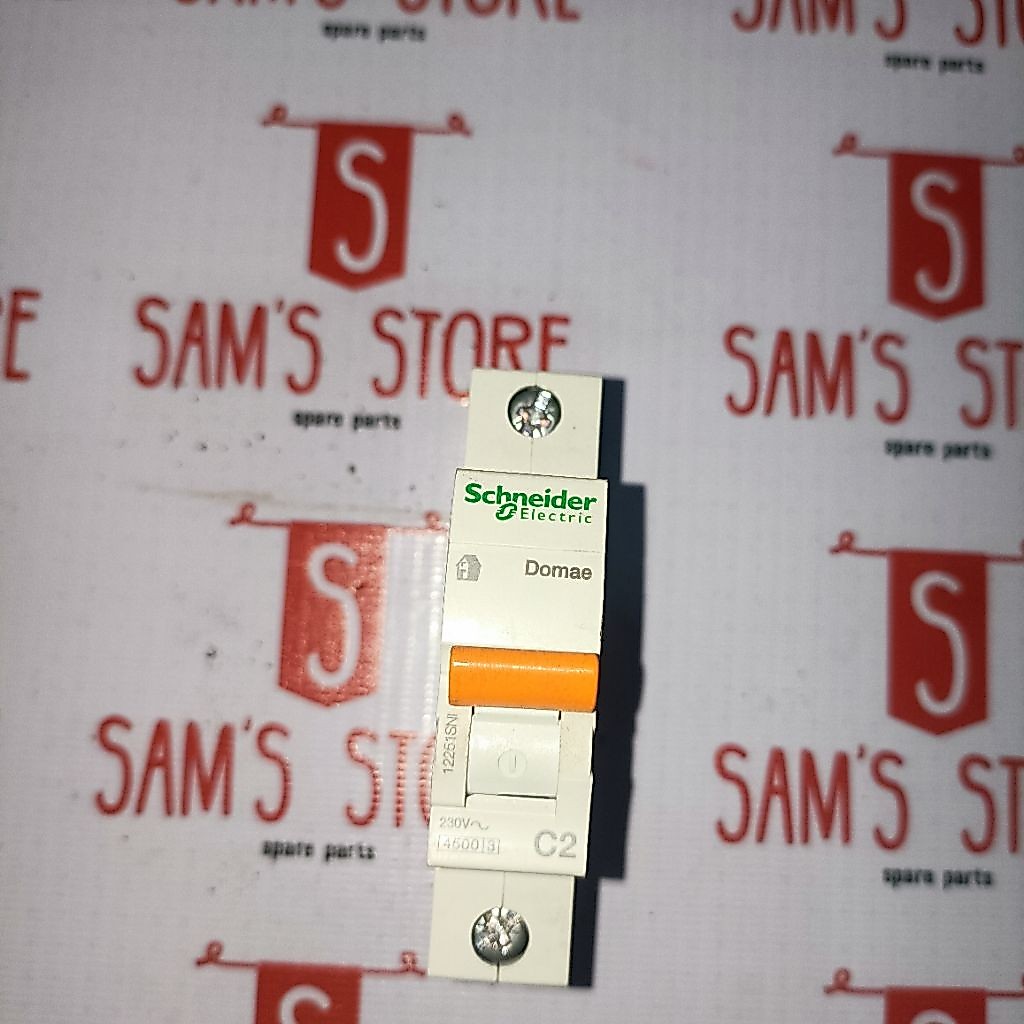 MCB Schneider C2