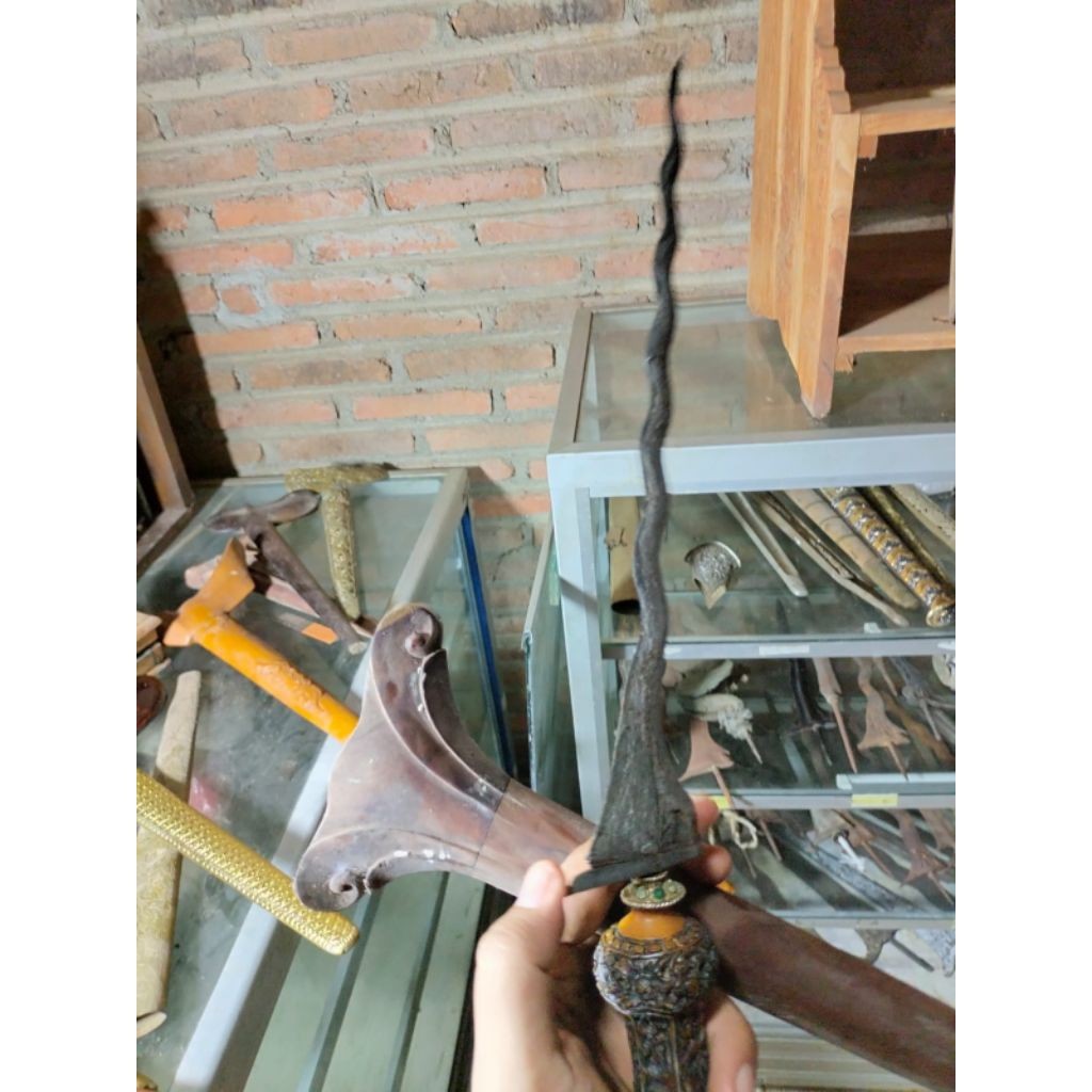Keris Luk Panjang Kuno Sepuh Lengkap Warangka Ladrang Solo Deder Ukir Mewah