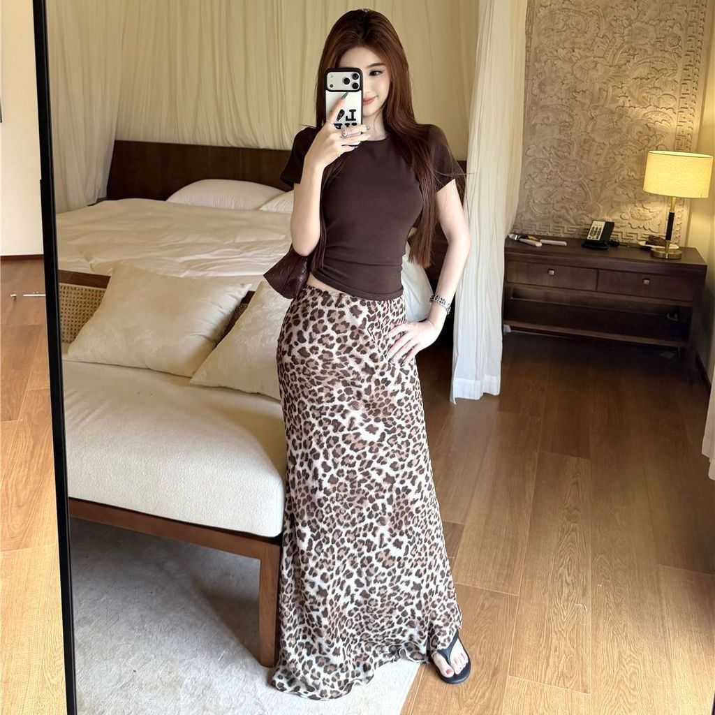 PRETTIZ Setelan Wanita Oneset Dress Setengah Panjang Bermotif Macan Tutul Setelan Lengan Pendek Slim
