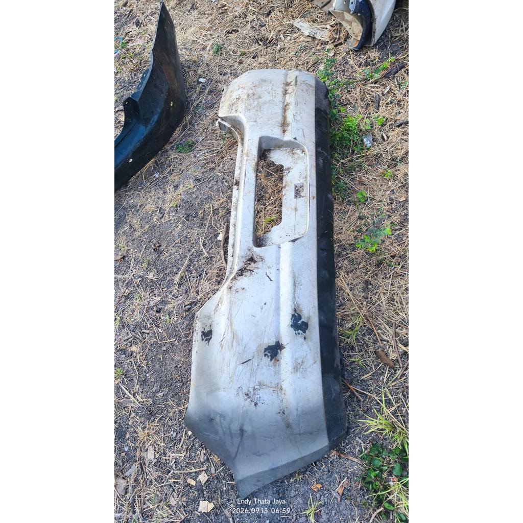 bumper Belakang nissan latio