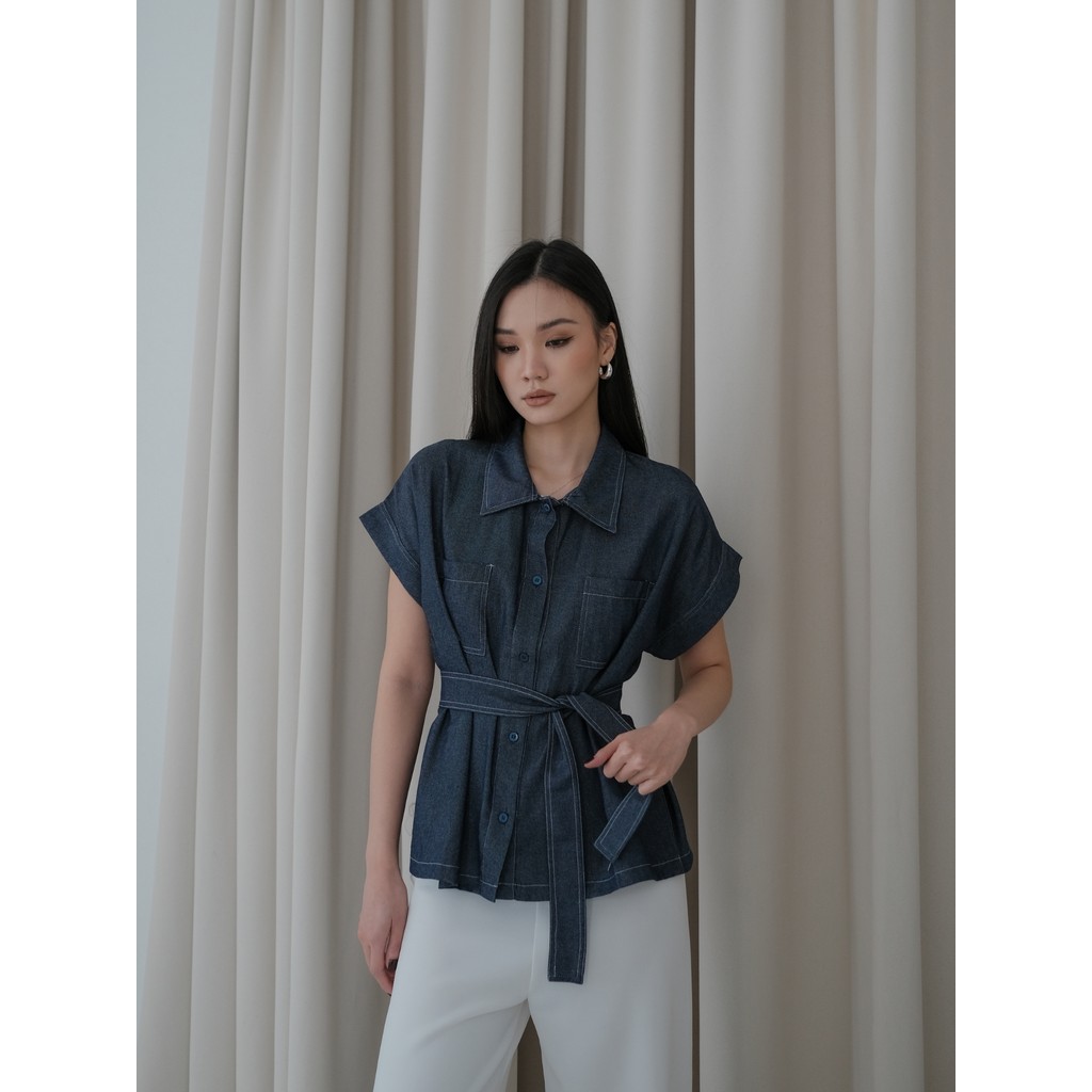 LAFORE - BC4329 Lea Shirt - Kemeja Denim Wanita - Kemeja Busui - Kemeja Lengan Pendek