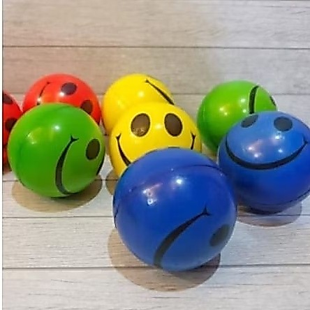 Bola smile untuk latihan tangan stroke ringan/ bola terapi
