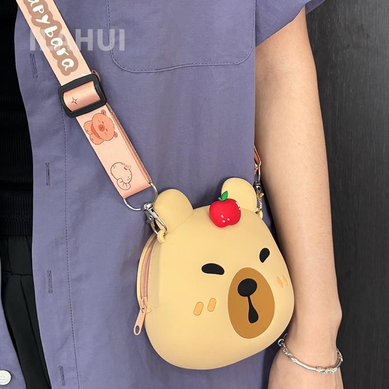 Berlala Tas selempang Capibala