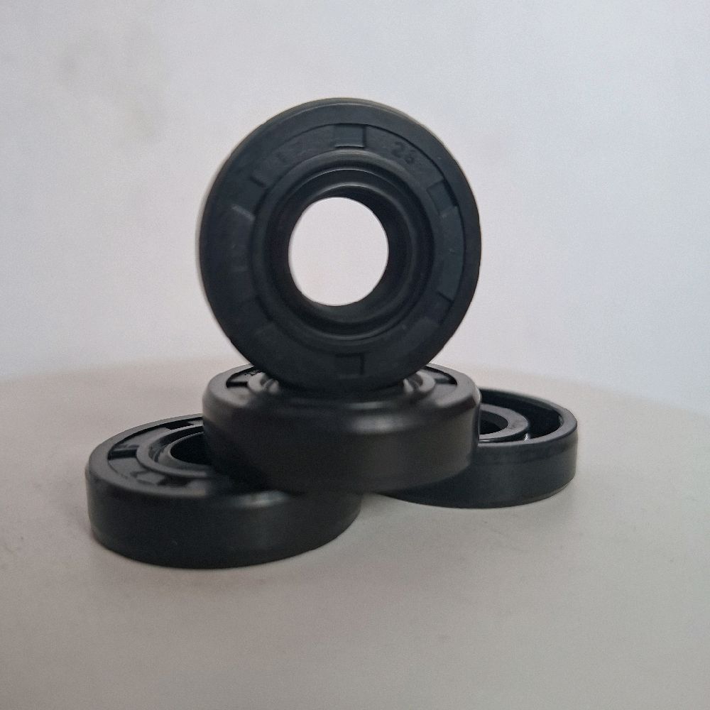 Oil Seal TC 12 28 7 / Oil Seal 12 28 7 NBR