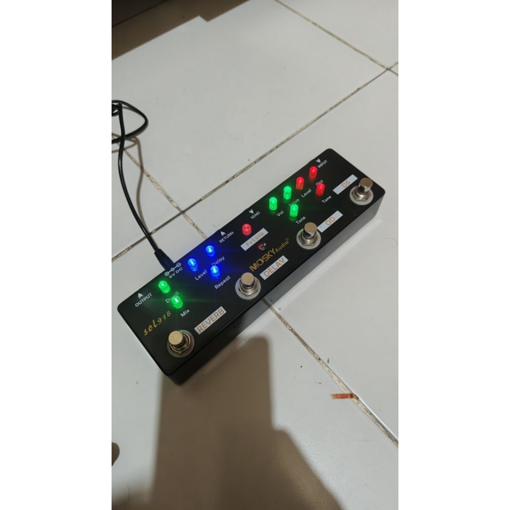 efek gitar mosky audio plus adaptor