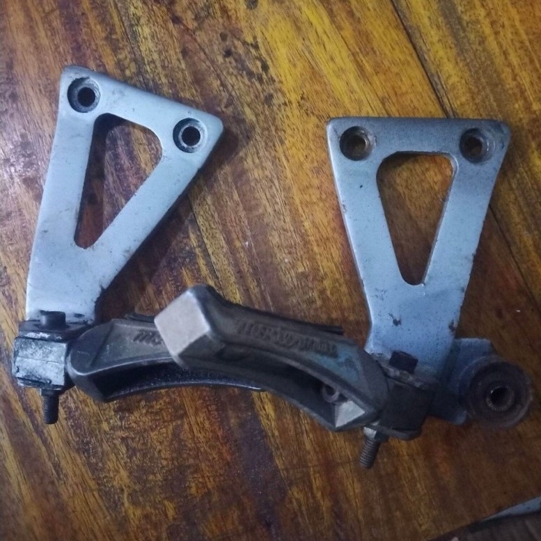 step belakang satria 2tak lumba/hiu