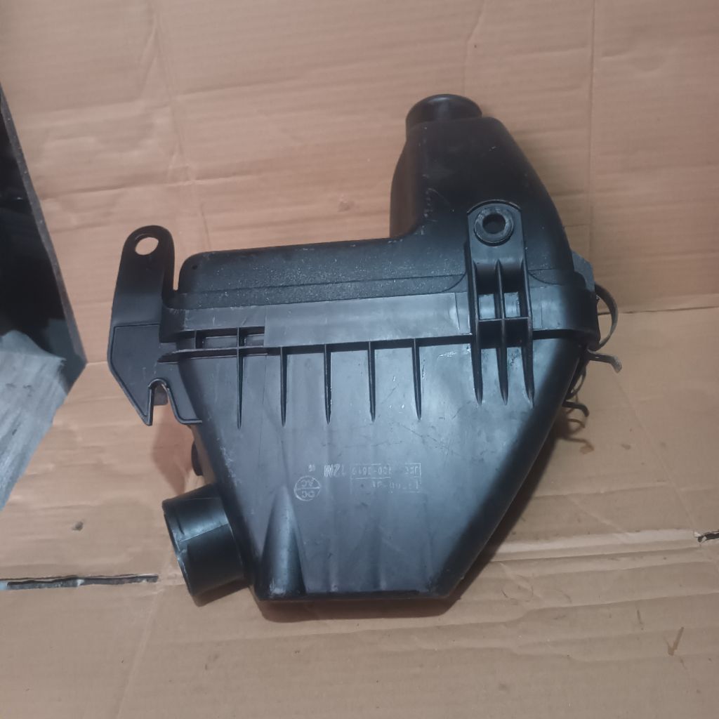 box filter udara xenia 1000cc20045 original