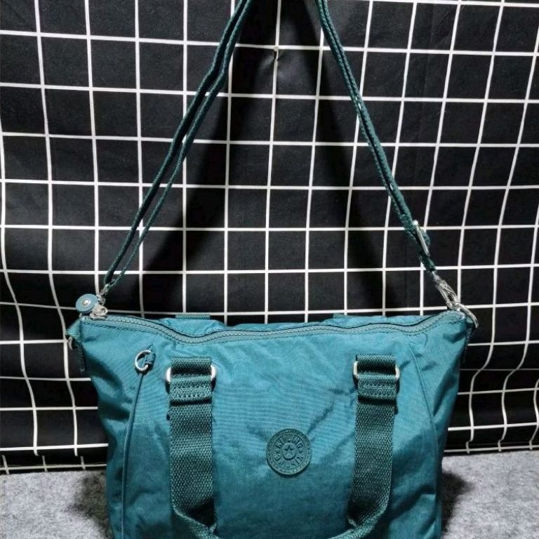 Kipling Shoulder Bags Female Amiel