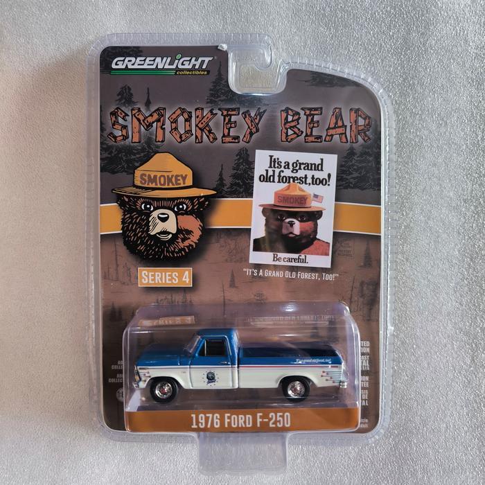 GREENLIGHT SMOKEY BEAR SERIES 4 - 1976 FORD F-250 BEST
