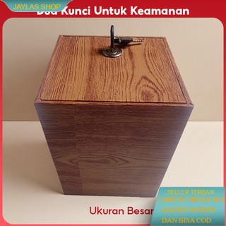 Celengan Kabah Miniatur Unik Dengan Kunci Gembok