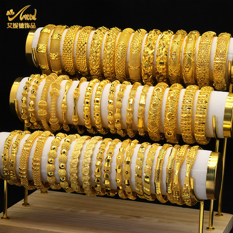 Hot-selling Women's Gold-plated Bracelet24K Gold-plated Hollow Carved Totem Bride Bracelet