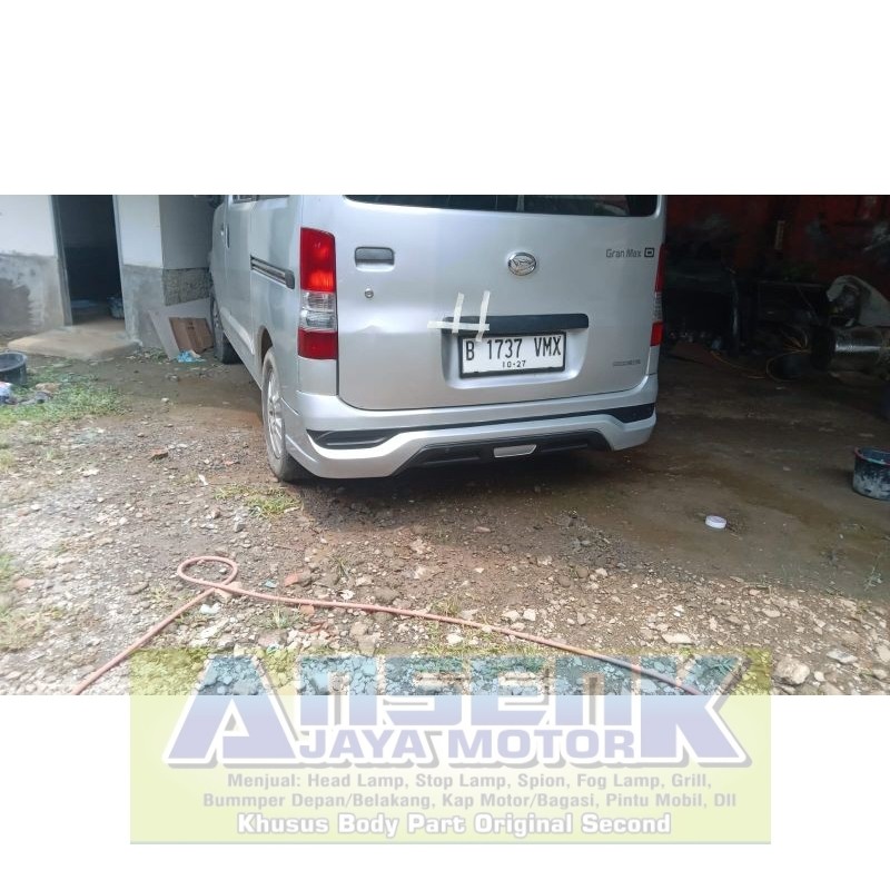 bumper bemper bamper belakang/bodykit belakang modif grandmax dan luxio minibus blinvan sudah sama l