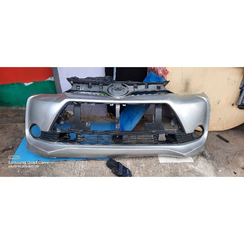 Bumper bemper depan avanza velos 2016