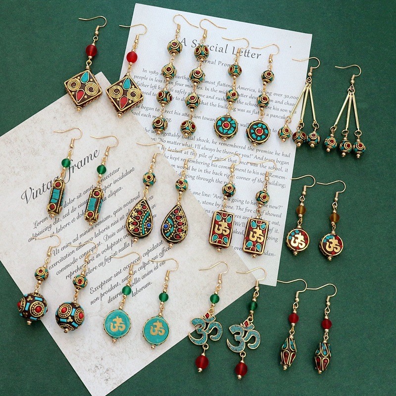 Desain ceruk retro Anting-anting Tibet eksotis Nepal feminitas gaya etnik sederhana yang dipersonali