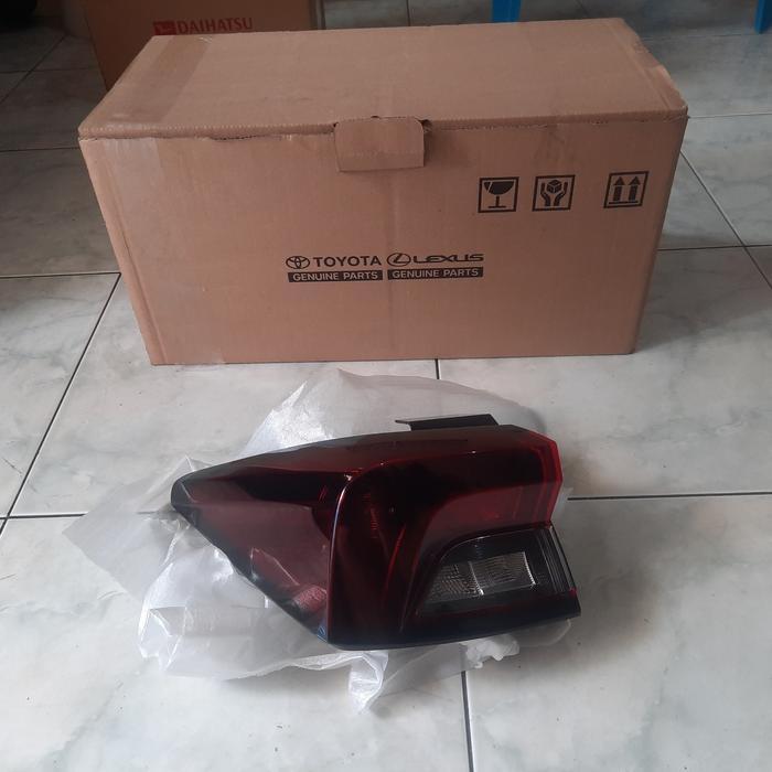 stoplamp stop lamp lampu belakang avanza xenia 2022 2023 2024 ori - kanan quality