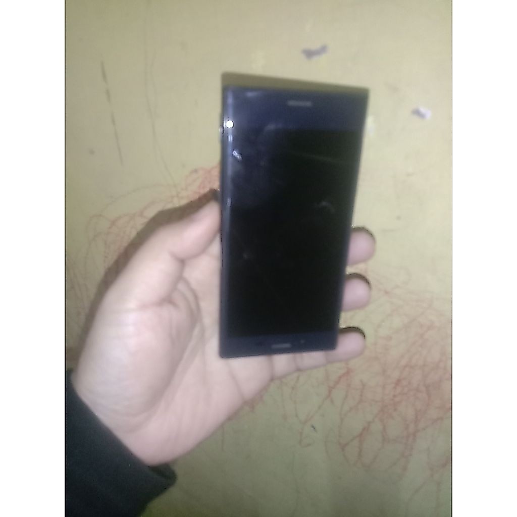 lcd touchscreen sony xperia X compact so-02j