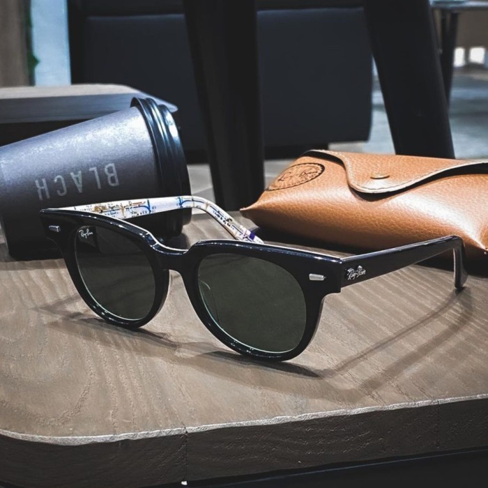 Kacamata Rayban Wayfarer Meteor Motif Maps Fullset