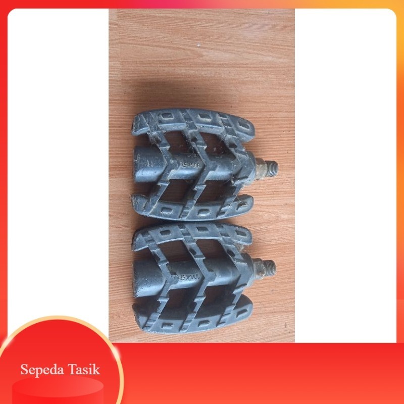 pedal sepeda mtb atau balap as besar jadul merk xerama