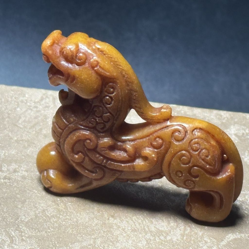 Giok antik Xiuyu tinggi batu giok kuno liontin giok tua liontin ornamen Pixiu