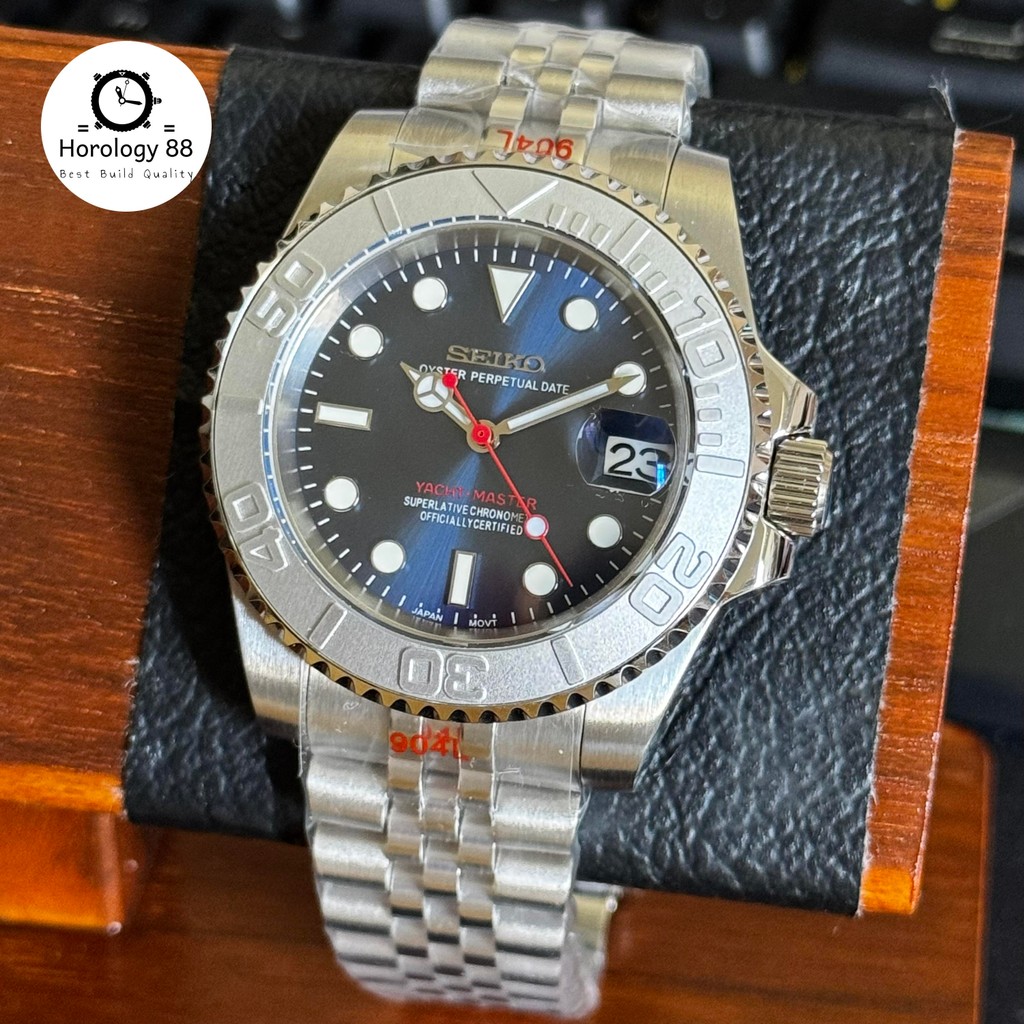 Seiko Yacht Master Titanium Blue NH35 Automatic Exclusive