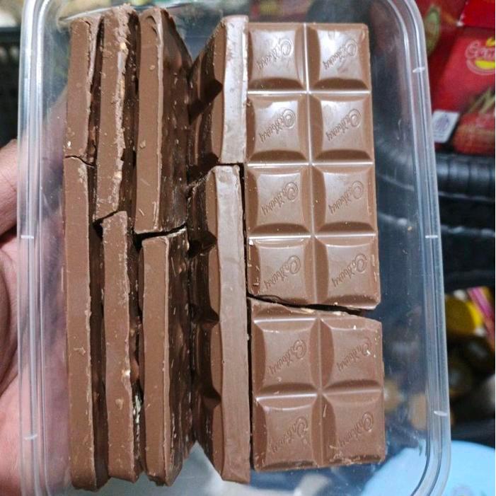 patahan coklat kap dijamin enak kemasan  Chocolate 500g, 250g dan patahan coklat lainnya - patahan C