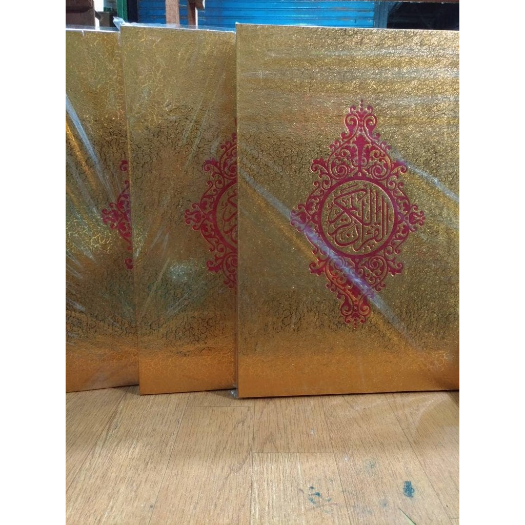 ALQURAN JUMBO COVER EMAS UK:25X36