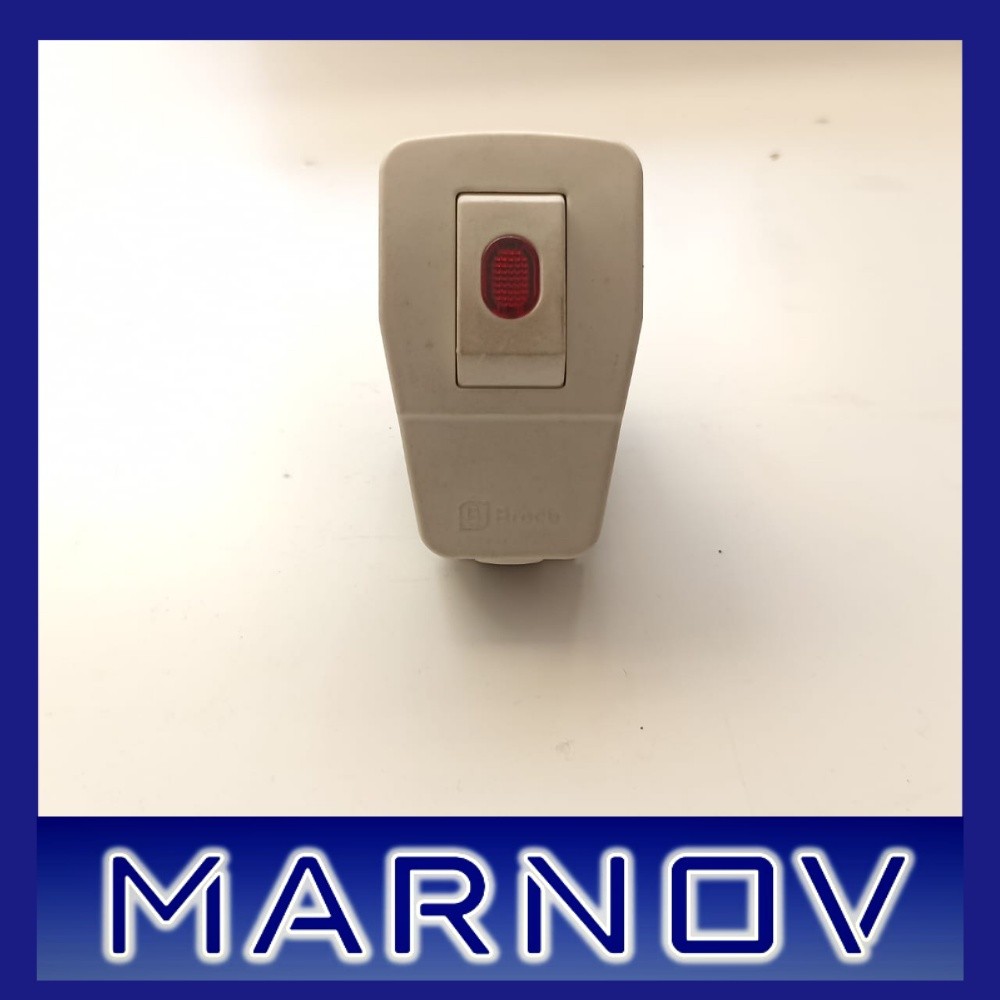 Broco Colokan + Lampu saklar warna Putih