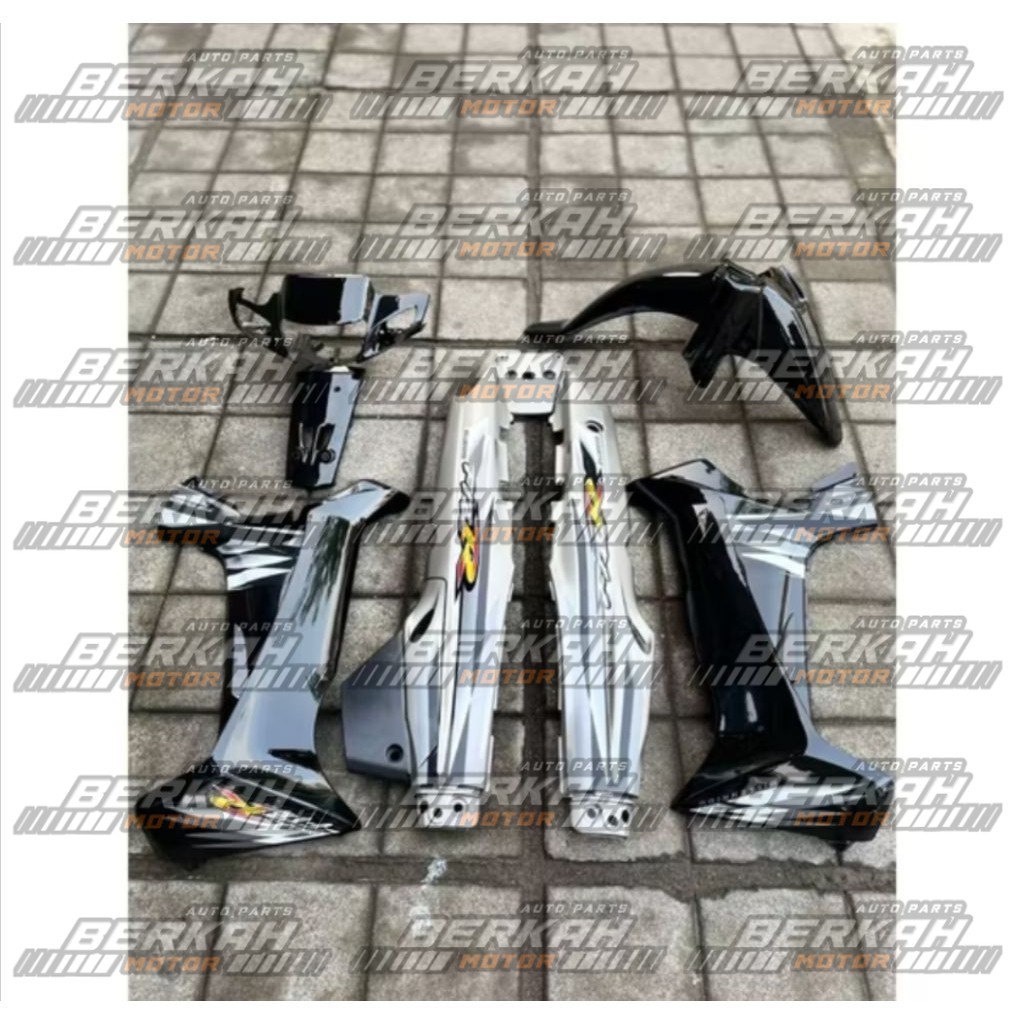 BISA COD Cover Body Fulset Haluss Yamaha Fiz R Set Setriping Variasi Hitam Putih List Kuning Terlari
