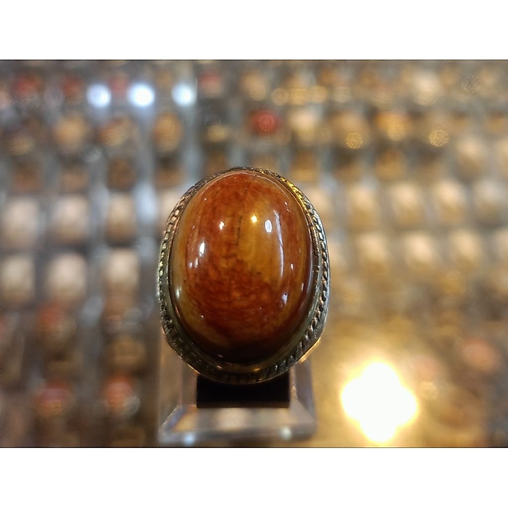 Cincin Fosil kelor merah  puser(Natural)