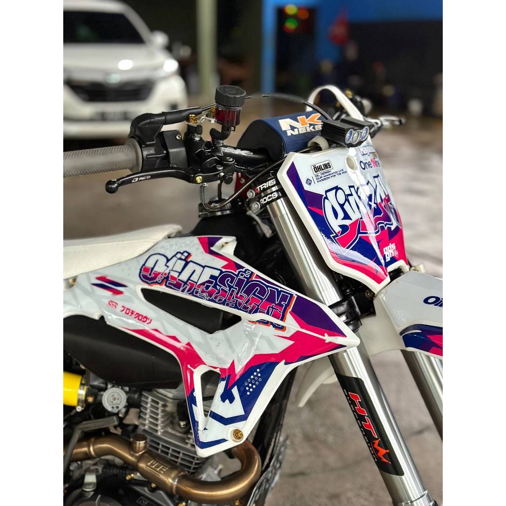 DECAL STICKER CRF 450 FULL BODY OLDISAIN WARNA PUTIH SUPER GLOSSY TERBARU BEBAS RIQWES
