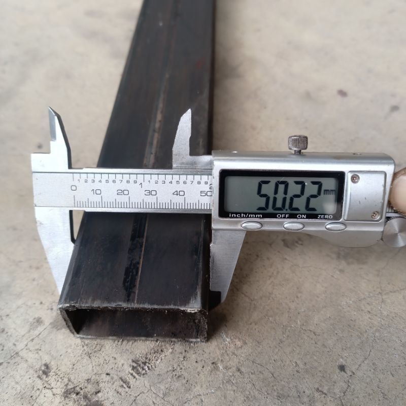 Pipa Kotak - Besi Hollow 25 mm x 50 mm tebal 2 mm Panjang 2 meter