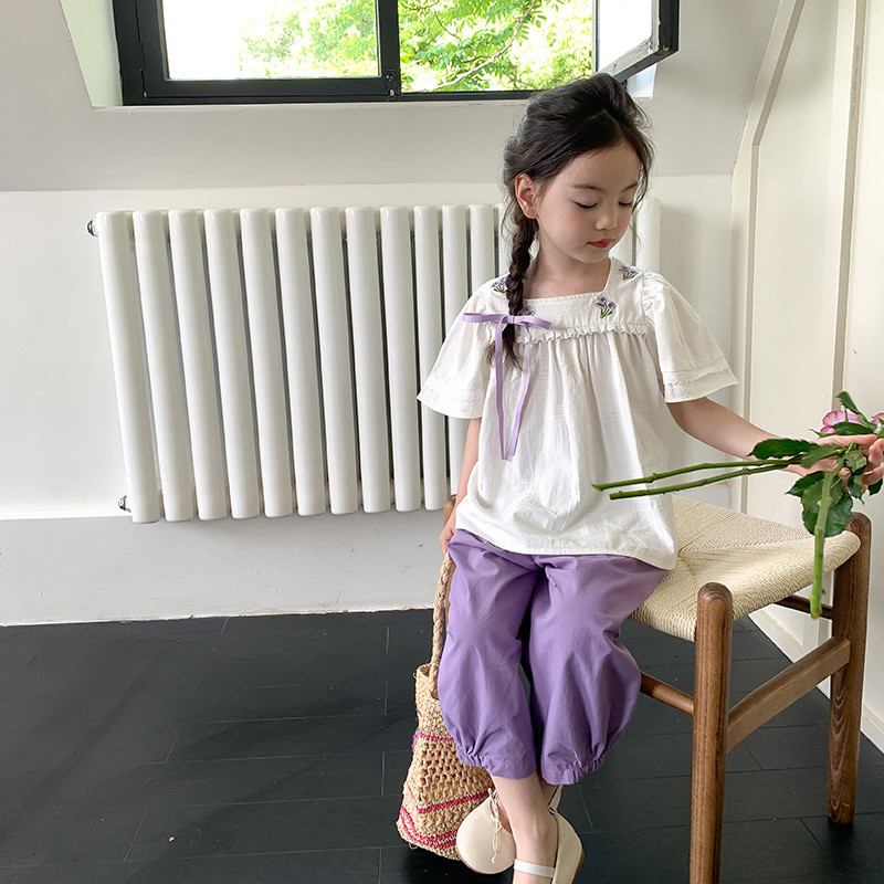 25-251003 Atasan Anak. Girl's Square Collar Small Flower Embroidery Top Sz 90-150