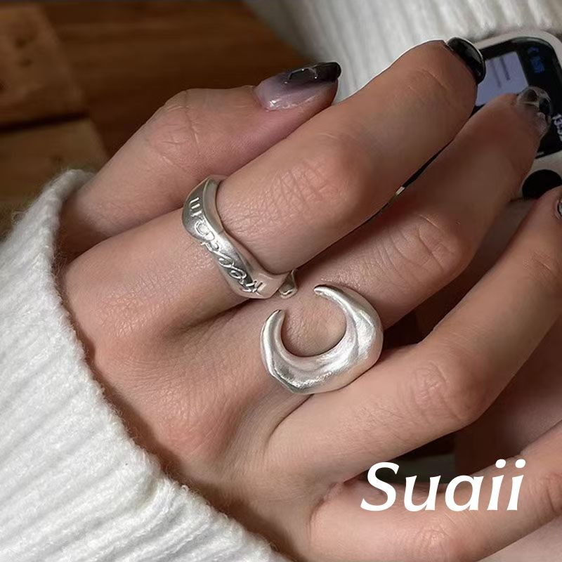 [Suaii] Cincin wanita motif bulan huruf permukaan bergelombang model serbaguna aksesoris hias jari w
