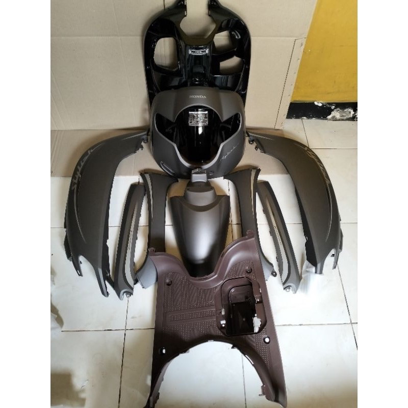 Body scoopy 2018 cover full set body halus scoopy fi esp tahun 2017 2018 2019 2020 warna abu abu gre