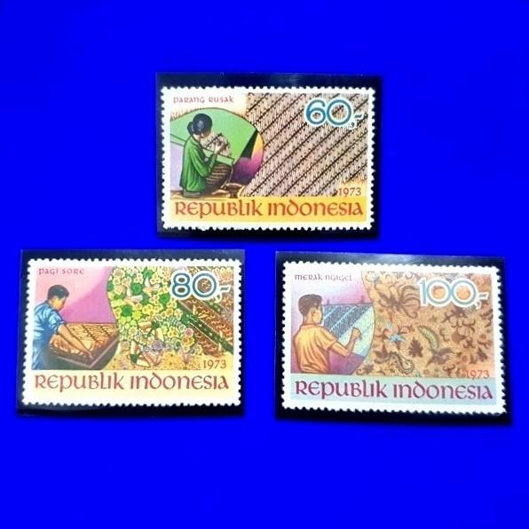 Prangko/Perangko Indonesia. 1973. Batik. Set lengkap. kondisi Lux